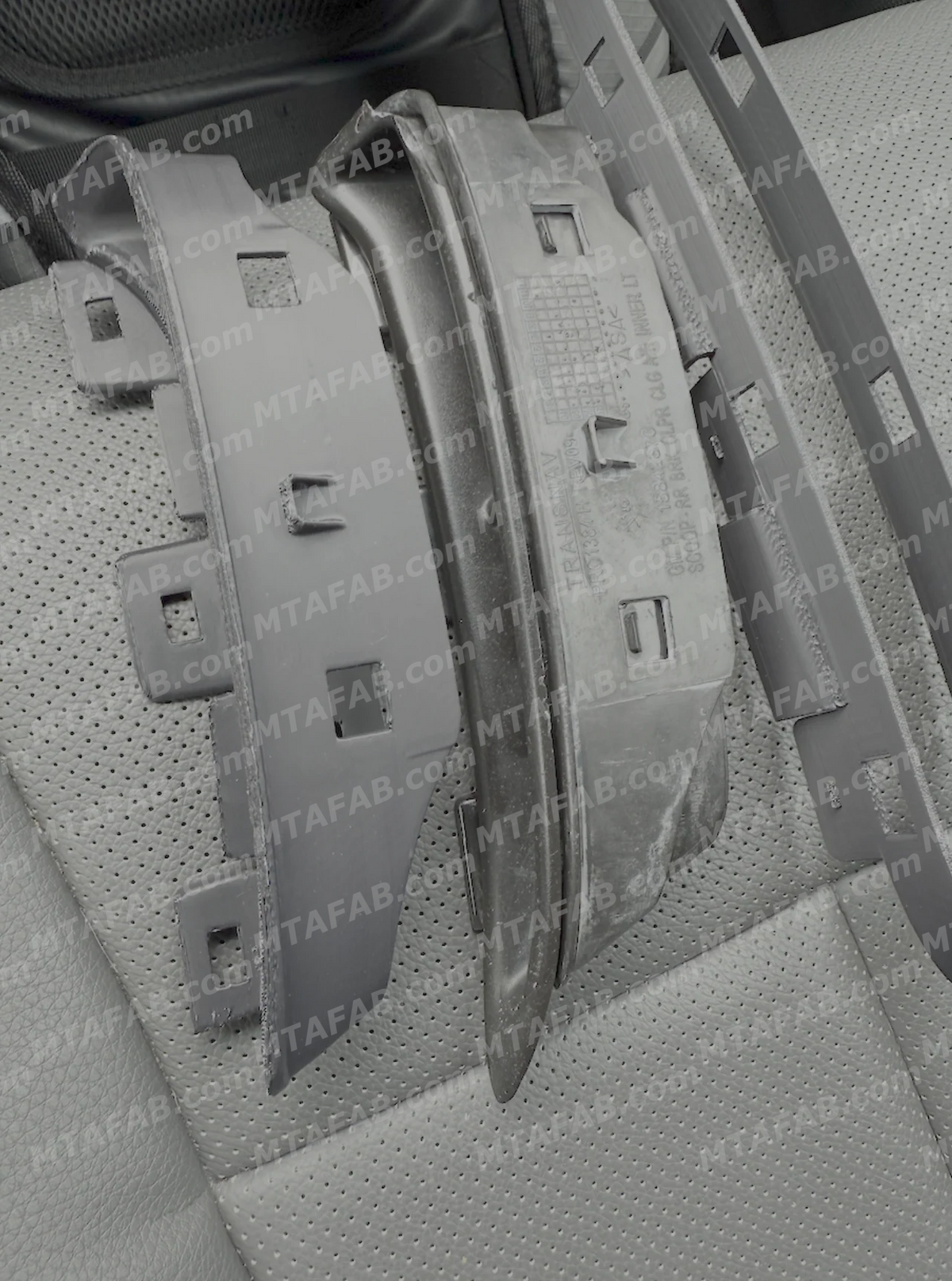 C6 Rear Brake Scoops and Retainers. For Grand Sport, Z06 and ZR1. Complete REAR kit.